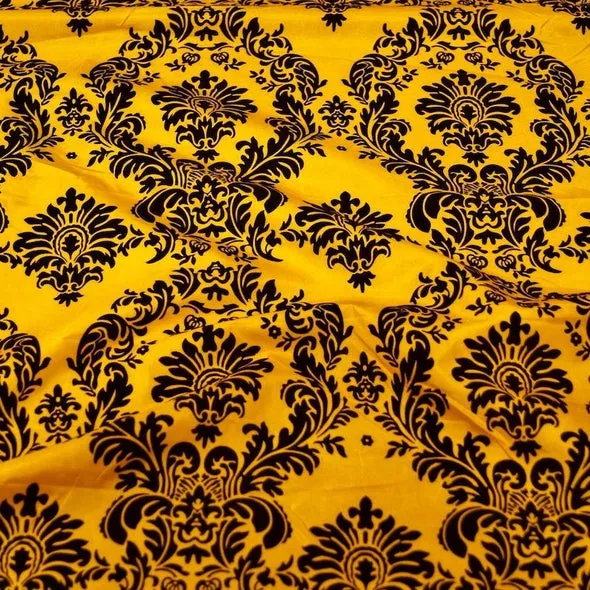 10pcs - Damask Flocking Taffeta Table Linen 132" Round - Black on Yellow